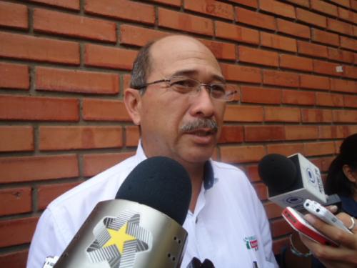 Resguardan equipo de cómputo de escuelas ubicadas en el río